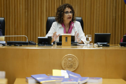 La ministra de Hacienda, María Jesús Montero. CHEMA MOYA