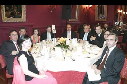 Rocío González Boñar, Leandro Rodríguez Aparicio, David Fernández Blanco, Ana del Ser, Alfredo García Arangüez, Guillermo Suárez, Eduardo Álvarez del Palacio, Martín Muñoz Navarro, María Angustias Díez Gómez y Juan Boto Fidalgo.