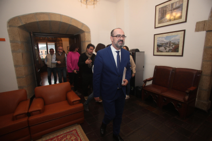 El alcalde de Ponferrada, minutos antes de la rueda de prensa convocada para hacer balance de su gestión. ANA F. BARREDO