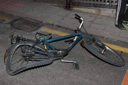 Estado en el que quedó la bicicleta después del accidente.