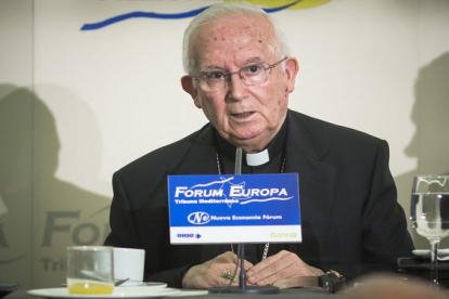 Cañizares, arzobispo de Valencia, durante su intervención en el Fórum Europa Tribuna Mediterránea, este miércoles.