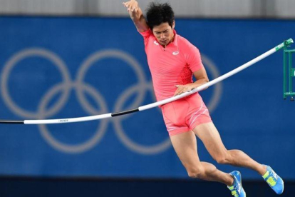 Hiroki Ogita, en el salto en el que no pudo superar el listón.
