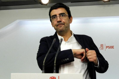 El portavoz de la gestora del PSOE, Mario Jiménez, el pasado 10 de octubre en la sede del partido.