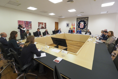 Valladolid. 29/11/2019. 
Reuinión de la Junta de Portavoces en el Parlamento autonómico.
ICAL/R.GARCÍA