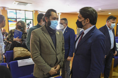 Suárez-Quiñones, ayer en el congreso de Hábitat Eficiente. EFE