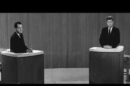 Debate entre Kennedy y Nixon durante la campaña electoral de las presidenciales de 1960, que ganó el candidato demócrata. Fue el presidente más joven de la historia de los Estados Unidos.