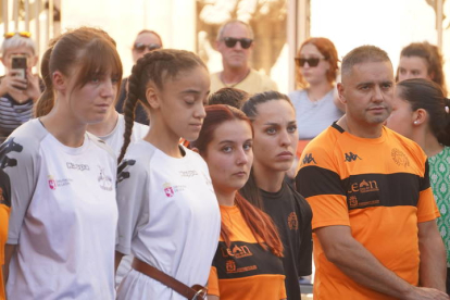 La Catedral fue el escenario del corro más emotivo de la Liga de Verano, el de San Froilán, que recordó a Jorge Iglesias, el joven luchador fallecido recientemente. J. NOTARIO