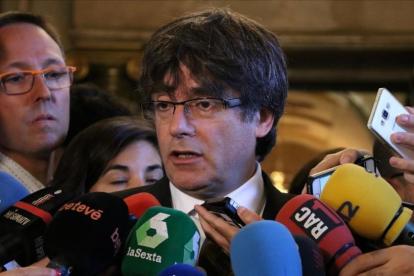 Puigdemont atiende a los medios de comunicación, este viernes