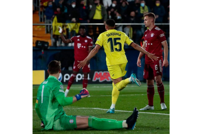 Danjuma anotó el gol del Villarreal que noqueó al Bayern. ALIÑO