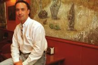 El artista leonés Pedro Tapia Arteaga expone sus obras en la sala de arte Cobo's Gallery