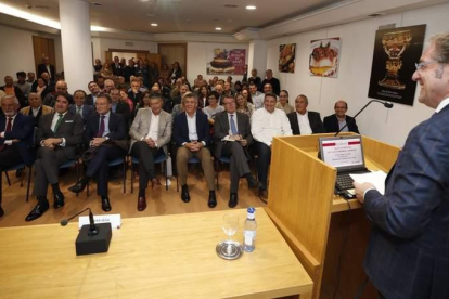 23 de octubre | Javier Vega habló en representación de la Cámara de Comercio. RAMIRO