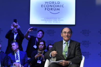 SPCL EFE / IBERDROLA - Jose Ignacio Sanchez Galan, Chairman and Chief Executive Officer of Iberdrola speaks during a panel session during the 47th annual meeting of the World Economic Forum, WEF, in Davos, Switzerland, Wednesday, January 18, 2017. The meeting brings together enterpreneurs, scientists, chief executive and political leaders in Davos January 17 to 20.(KEYSTONE/Laurent Gillieron)