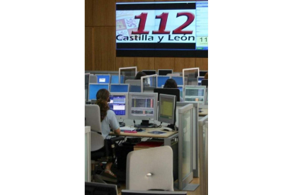 Oficina central del sistema de emergecias del 112 en CyL. DL