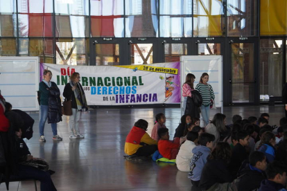 León celebra el Día de la Infancia. J. NOTARIO