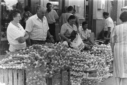 La feria del ajo de 1999 de Veguellina de Órbigo. NORBERTO