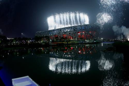 Momento de los fuegos artificiales que acompañaron al espectáculo