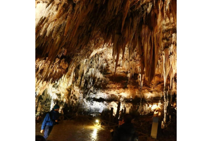 Cueva de Valporquero