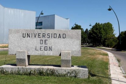 Universidad de León. MARCIANO PÉREZ