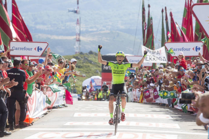 La Vuelta ciclista a España llega a la Camperona. F. Otero Perandones.