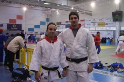 Alberto Barragán (i) y Álvaro Sánchez fueron la cara y la cruz en la fase Sector que se disputó en L