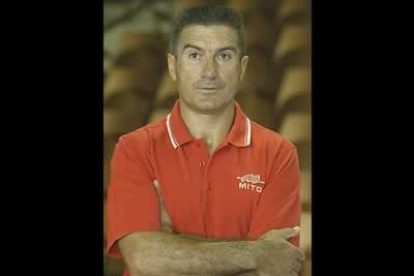 Manuel Cadenas, primer entrenador del Ademar, cuenta este año con refuerzos nacionales e internacionales.