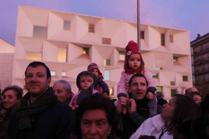 Los nervios y la ilusión se reflejaban en las caras de muchos de los pequeños. Foto: Jesús F. Salvadores