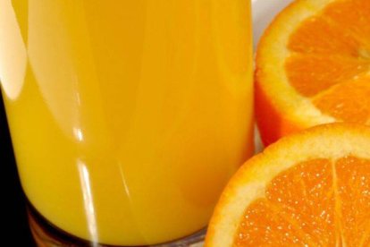 Zumo de naranja.