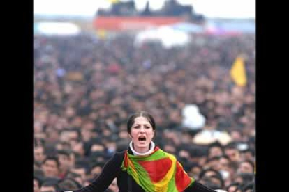 El nuevo año kurdo también se celebra en Turkía con un multitudinario festival de la primavera.