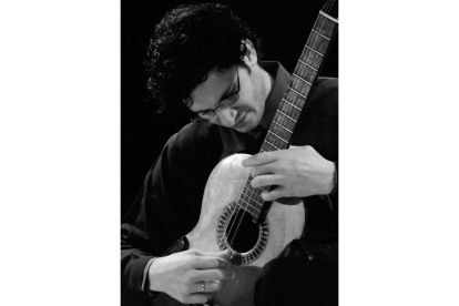 El guitarrista mexicano Alfonso Aguirre Dergal. DL