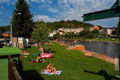 Playa fluvial de Vega de Espinareda. DL