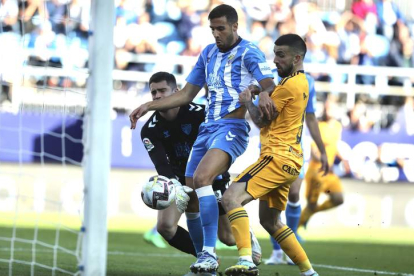 La Deportiva sumó en Málaga su octava derrota en 17 encuentros ligueros. CARLOS GUERRERO