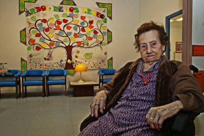 Ángeles de la Fuente cumple 111 años. RAMIRO