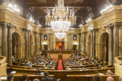 Sesión en el Parlament de Catalunya