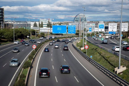 Estado de la circulación en la A1, carretera de Burgos, en sentido salida (d) de Madrid. LUCA PIERGIOVANNI