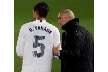 Varane será una de las muchas bajas del Madrid en Getafe. MARTÍN