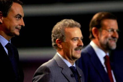 El presidente del PP insistió una y otra vez en que el jefe del Ejecutivo miente. Lo hizo, según Rajoy, en el diálogo con ETA, en las políticas sociales y en el freno a la inmigración ilegal.