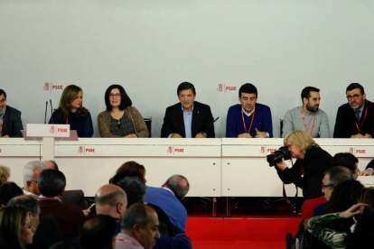 Imagen del comité federal del PSOE, con Javier Fernández en el centro, este sábado.