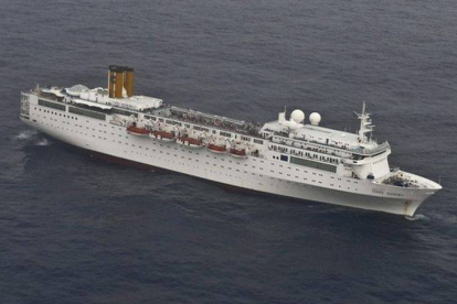 El crucero 'Costa Allegra', el lunes, en aguas del Índico.