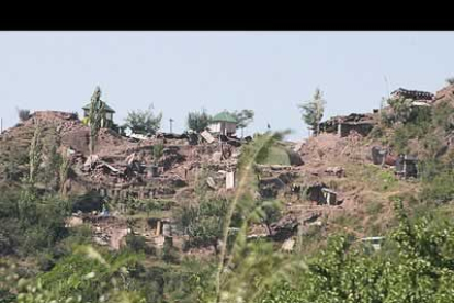 Decenas de poblaciones de la Cachemira paquistaní han resultado completamente arrasadas.