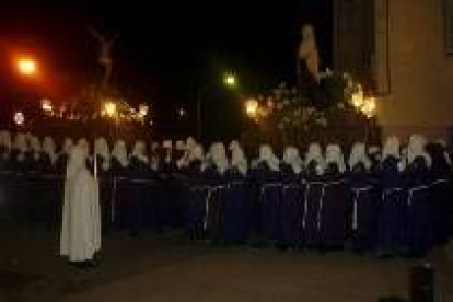 El Cristo y la Dolorosa se encuentran en la plaza de Santa Lucía