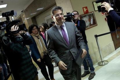 El ministro Rafael Catalá, en el Congreso, al recoger su acta de diputado.