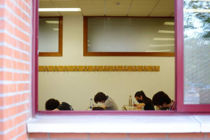 Examen de la Ebau en el Campus Esgueva en Valladolid. NACHO GALLEGO