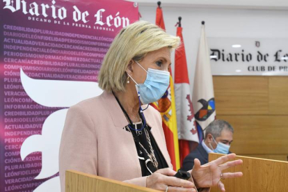 La consejera de Sanidad, Verónica Casado, que ha participado en León en II Congreso sobre Despoblación de Diario de León. J.C.
