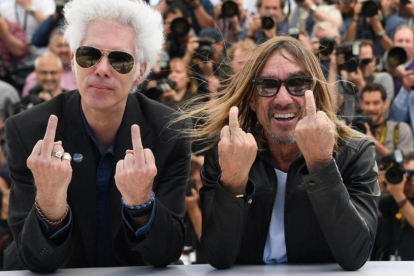 Jim Jarmusch (izquierda) e Iggy Pop, en Cannes, en la presentación del documental 'Gimme danger'.