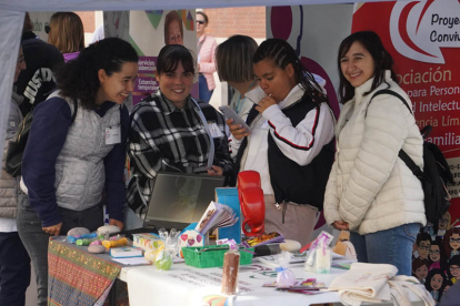 La Feria del Voluntariado en León. JONATHAN NOTARIO