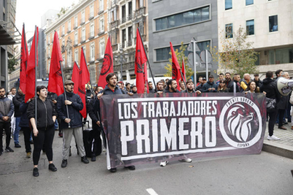 Concentración en contra del presidente del gobierno en funciones y líder del PSOE, Pedro Sánchez y contra la amnistía a los líderes del 