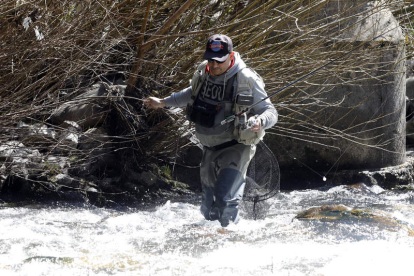 La temporada de pesca en los ríos de la provincia transita en clave positiva. MARCIANO PÉREZ