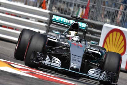 El británico Lewis Hamilton durante la carrera este domingo en Montecarlo.