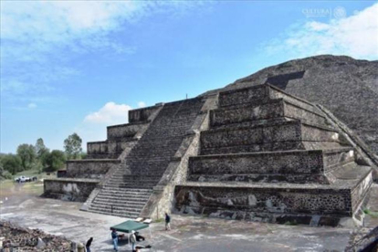 La Pirámide de la Luna, en la zona arqueológica de Teotihuacan (México).