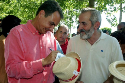 Matías Llorente junto a José Luis Rodríguez Zapatero. DL